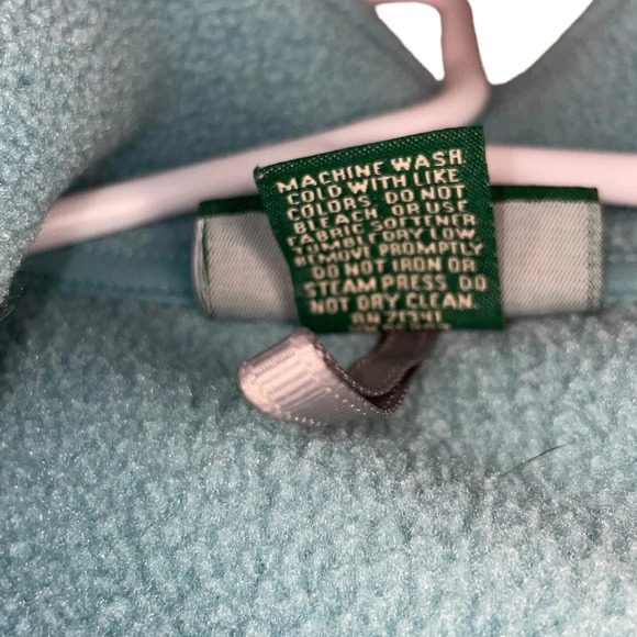 LL Bean Full Zip Blue Fleece Vest Women's Size Small Zip Pockets Outdoor Hiking - Picture 8 of 9